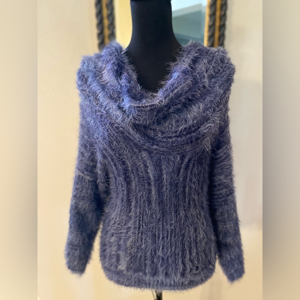 Bebe Blue Fuzxy Sweater 3/4th Sleeves M Tunic
